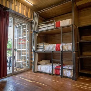 Hostel Reina Roja Hostal, Playa del Carmen